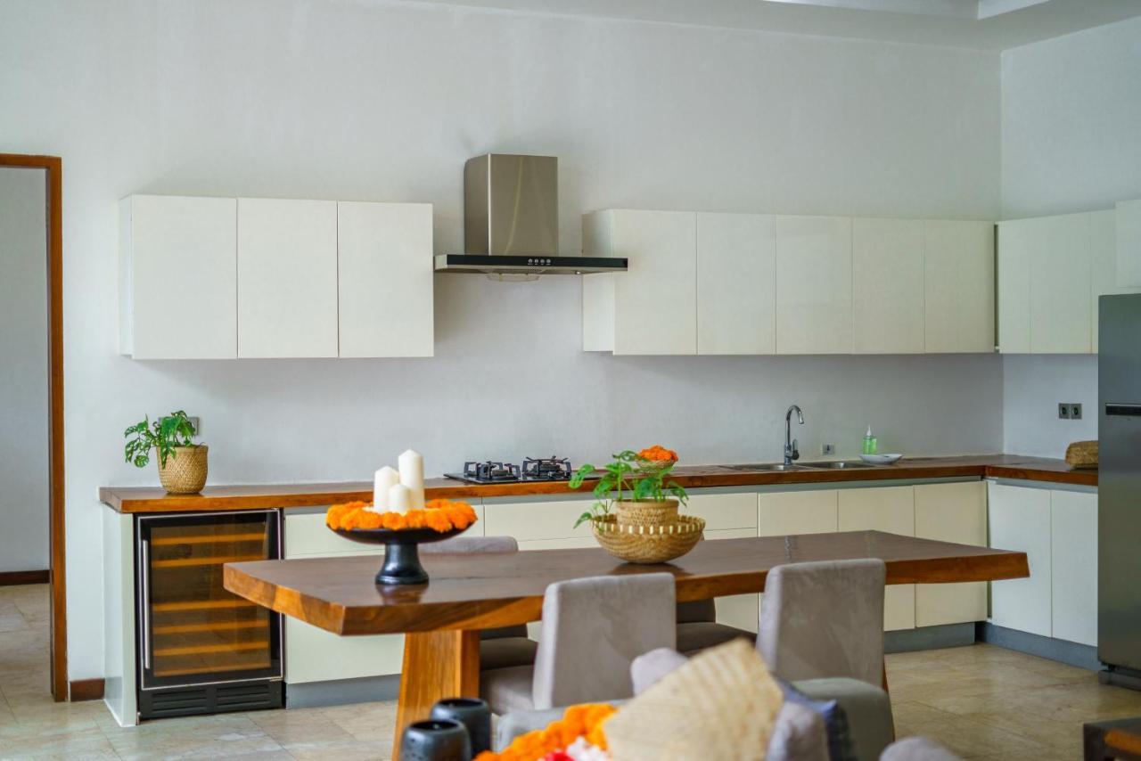 Anema Villa Seminyak Легіан Екстер'єр фото